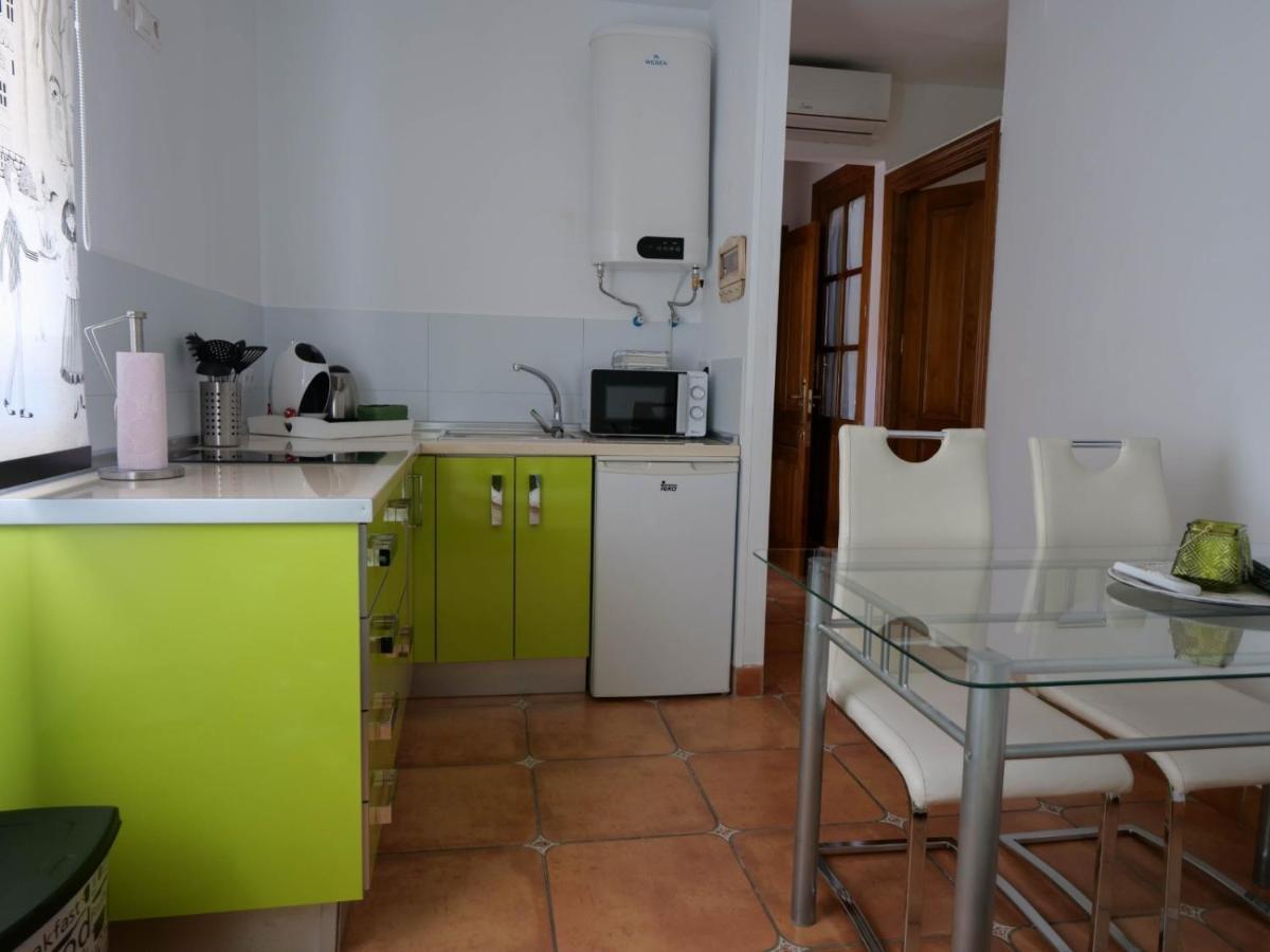 Apartamentos Turisticos Tronca Luxury Granada Exterior photo